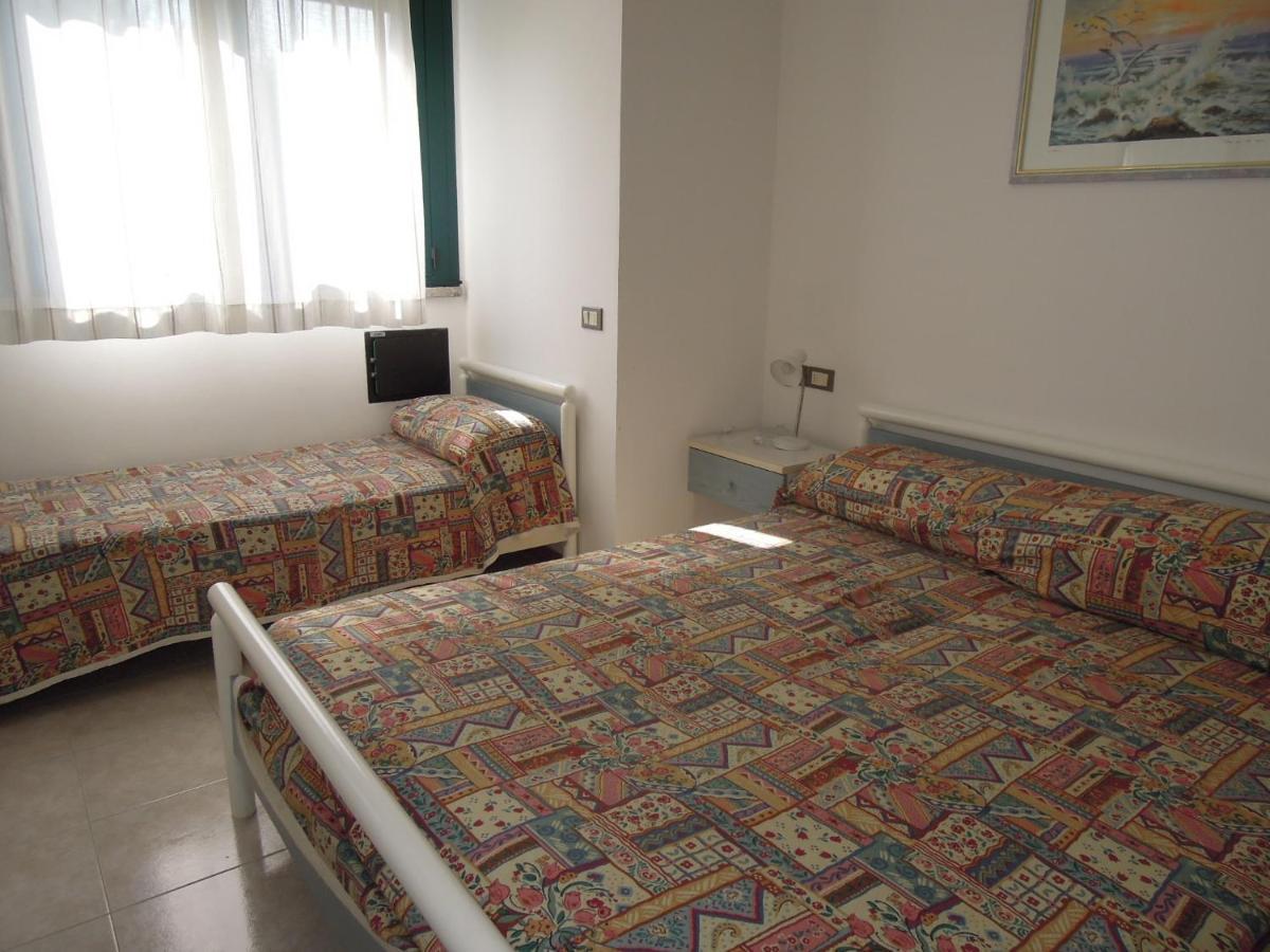 Residence Delle Terme Bibione Exteriör bild